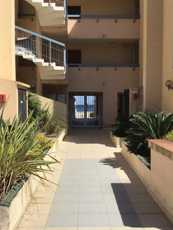 Studio 207-Front De Mer Parking Prive Cavalaire-sur-Mer Exterior photo